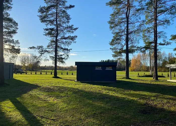 Maennituka Suvetuba Kirikukula (Saaremaa)