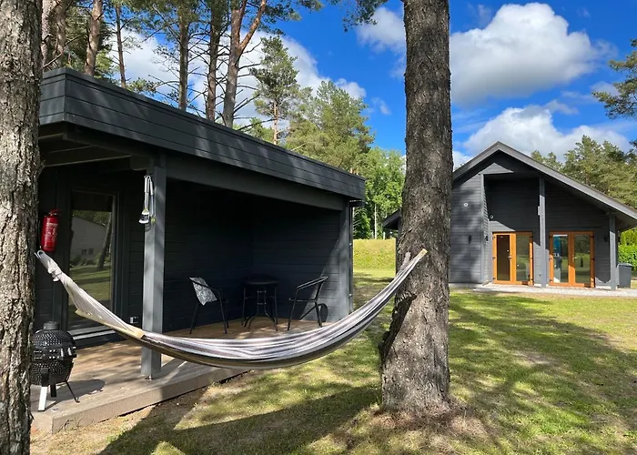 Maennituka Suvetuba * Kirikukula (Saaremaa)